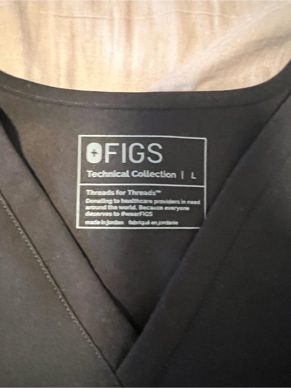 Figs Black V-Neck Short Sleeve Medical Top - Picture 2 of 3